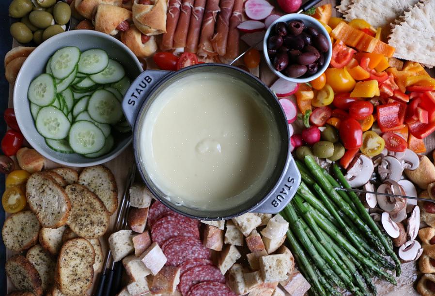 Fondue-sulatettua juustoa