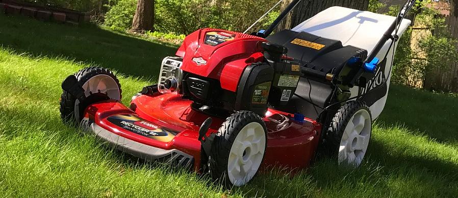 Toro SmartStow -niittokoneissa on suuremmat takapyörät